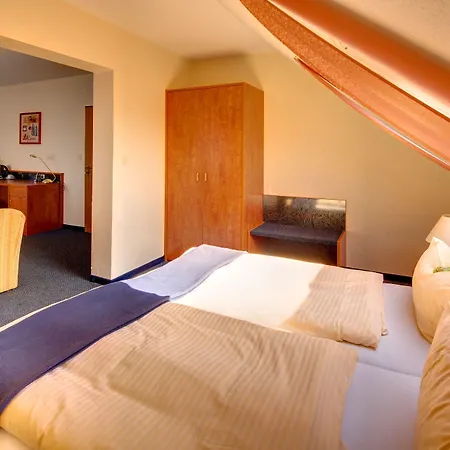 Hotel Wh Monteurhotel Nord 3*