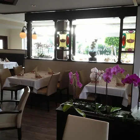 فندق Wh Monteurhotel Nord بابينبورغ