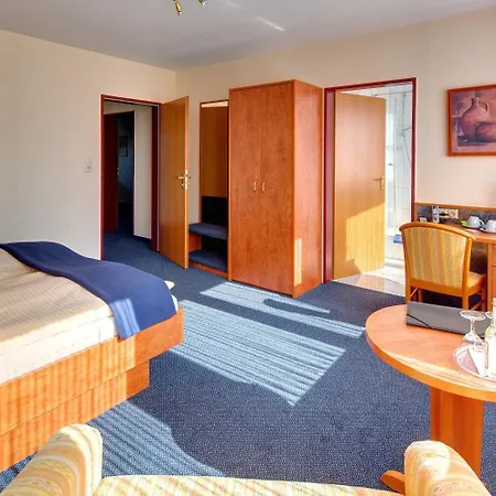 Wh Monteurhotel Nord 3* بابينبورغ
