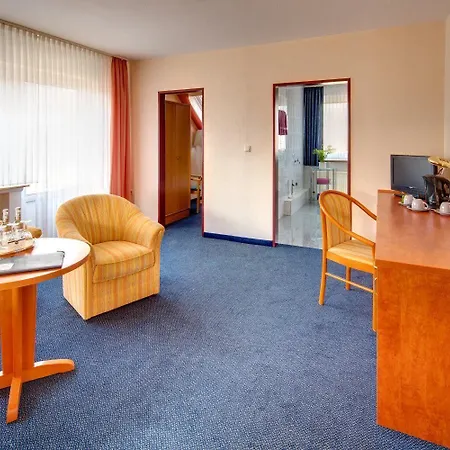 Wh Monteurhotel Nord فندق 3*